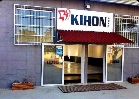A Human Hand tem o orgulho de contar com a parceria da equipe KihonB9, liderada pelo Sensei Diego Martins. 